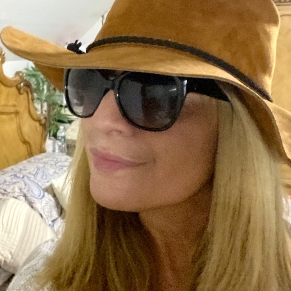 Meet your Posher, Marbella